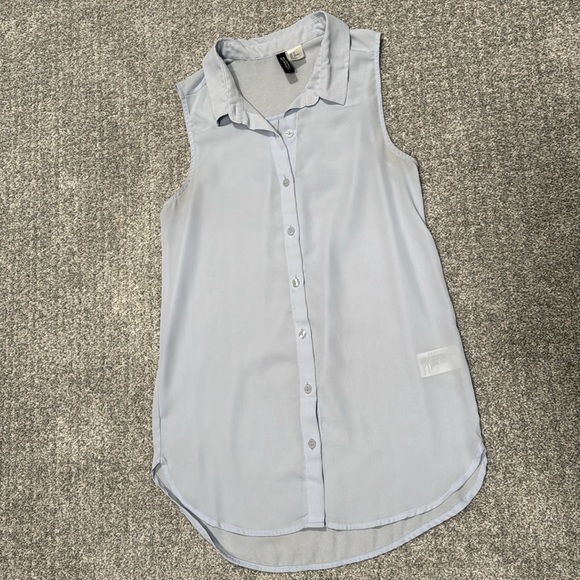 Light Purple Blouse Size 2 - Picture 2 of 4